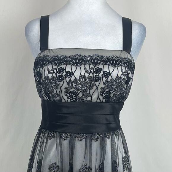 R&M Richards Sheer Black Metallic Floral Party Event Dress NWT Size 8 - Picture 2 of 14